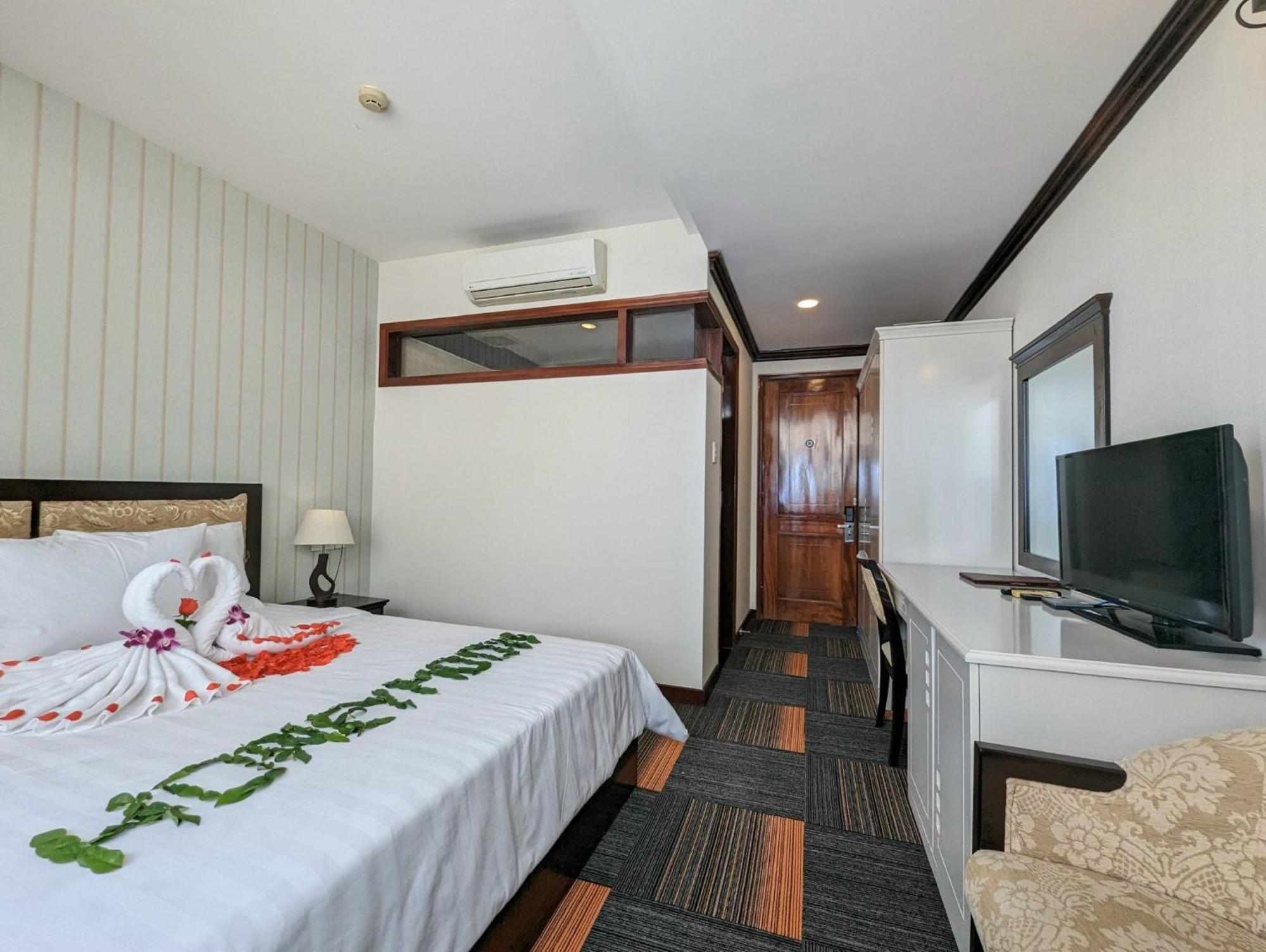 Dong Kinh Hotel Bandar Ho Chi Minh Luaran gambar