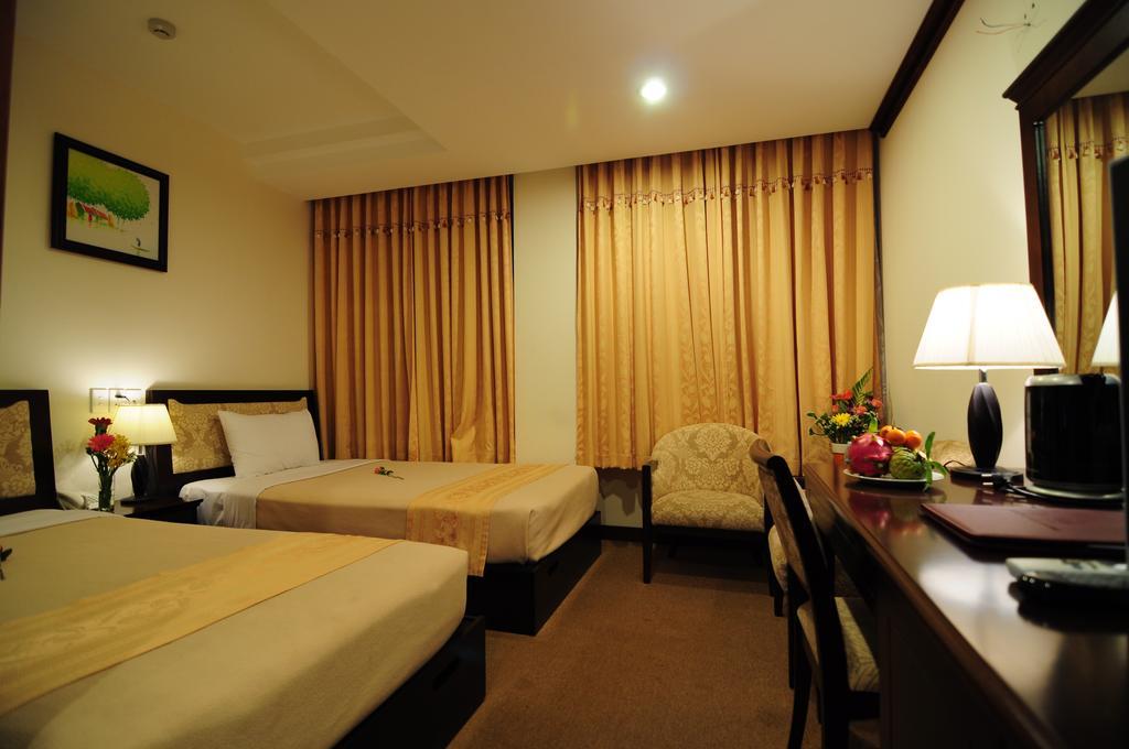 Dong Kinh Hotel Bandar Ho Chi Minh Luaran gambar